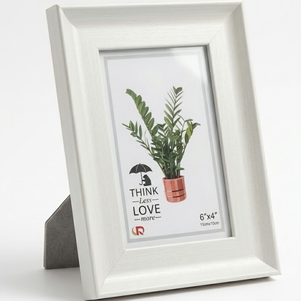 Porta-Retrato de Mesa com Moldura Branca Bisotada