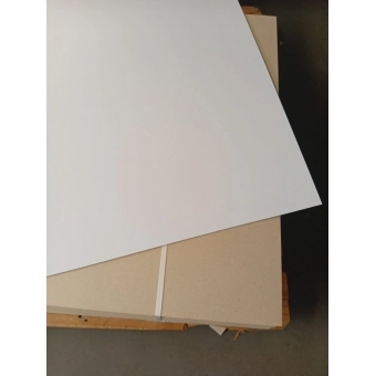 Chapa de Papelão Laminado Branco Uma Face 80x100cm
