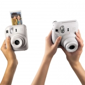 Kit Camera Instax Mini 12 com 10 fotos e Bolsa Exclusiva - Branco